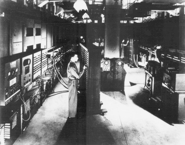 фото первого компьютера